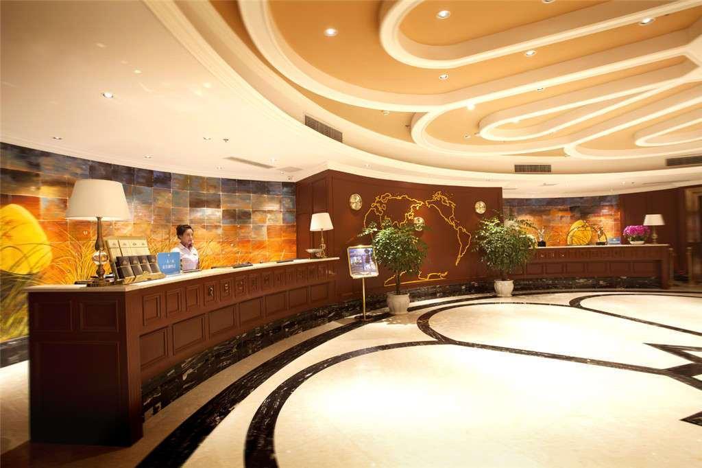 First Residence Hotel Чавенг Экстерьер фото