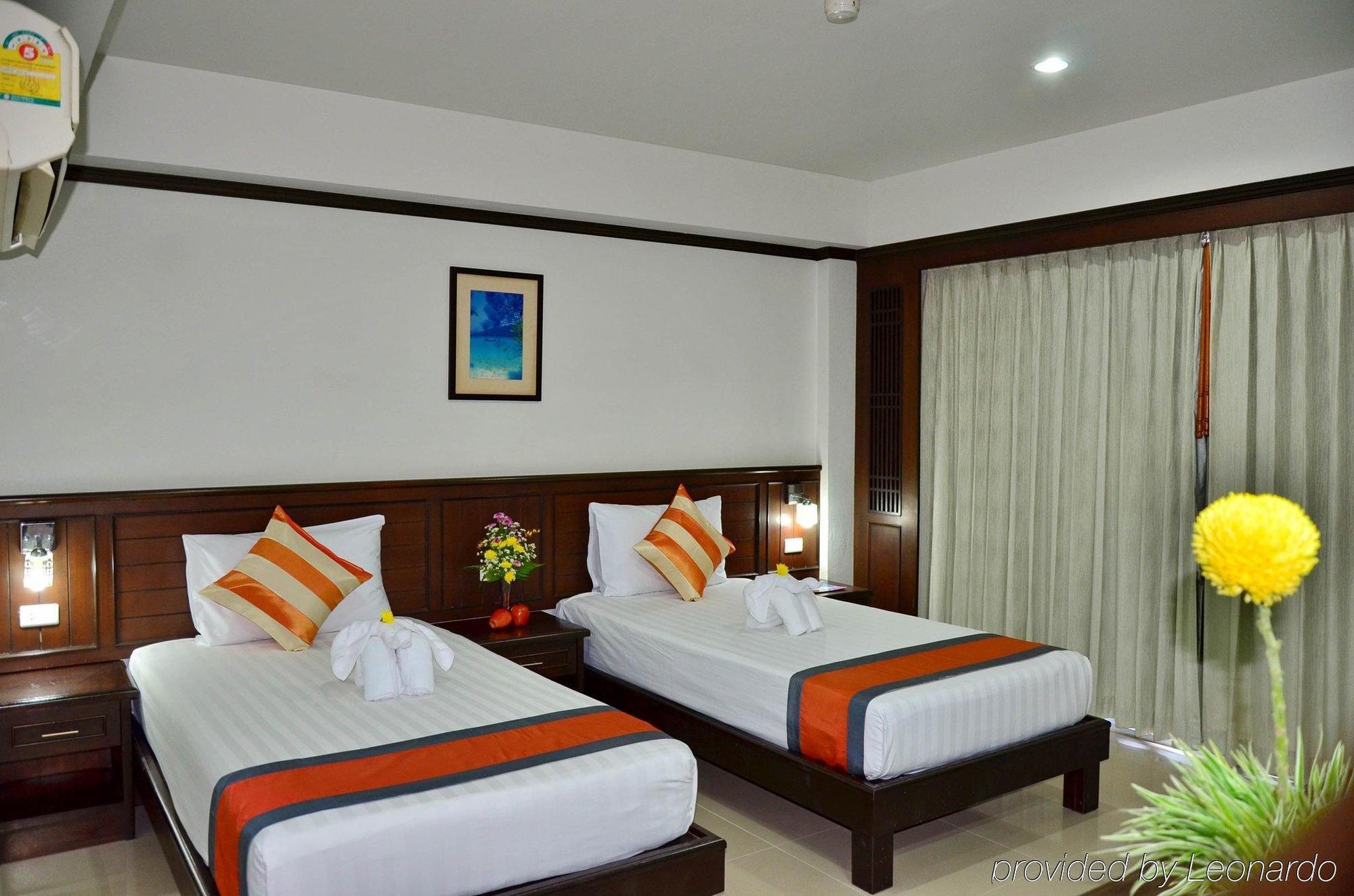 First Residence Hotel Чавенг Экстерьер фото