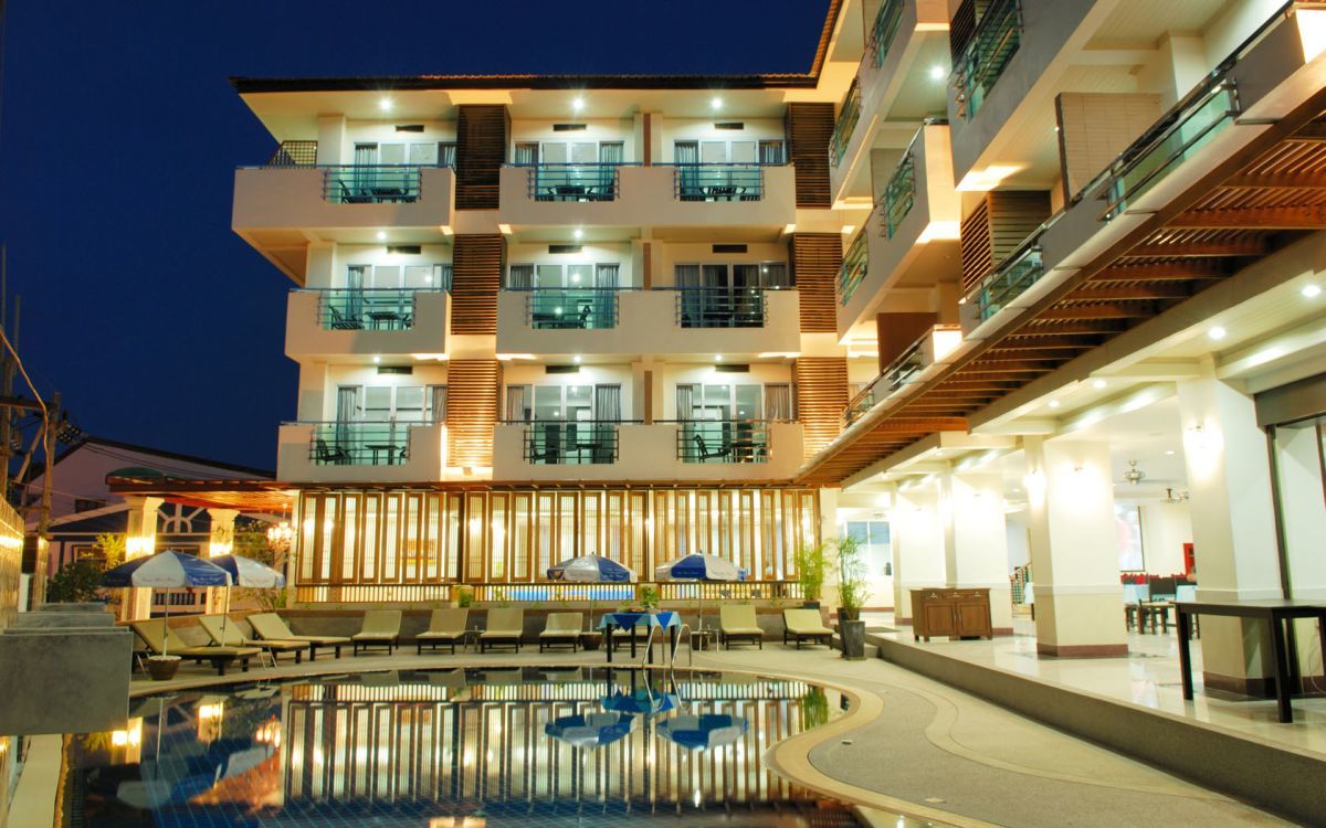 First Residence Hotel Чавенг Экстерьер фото