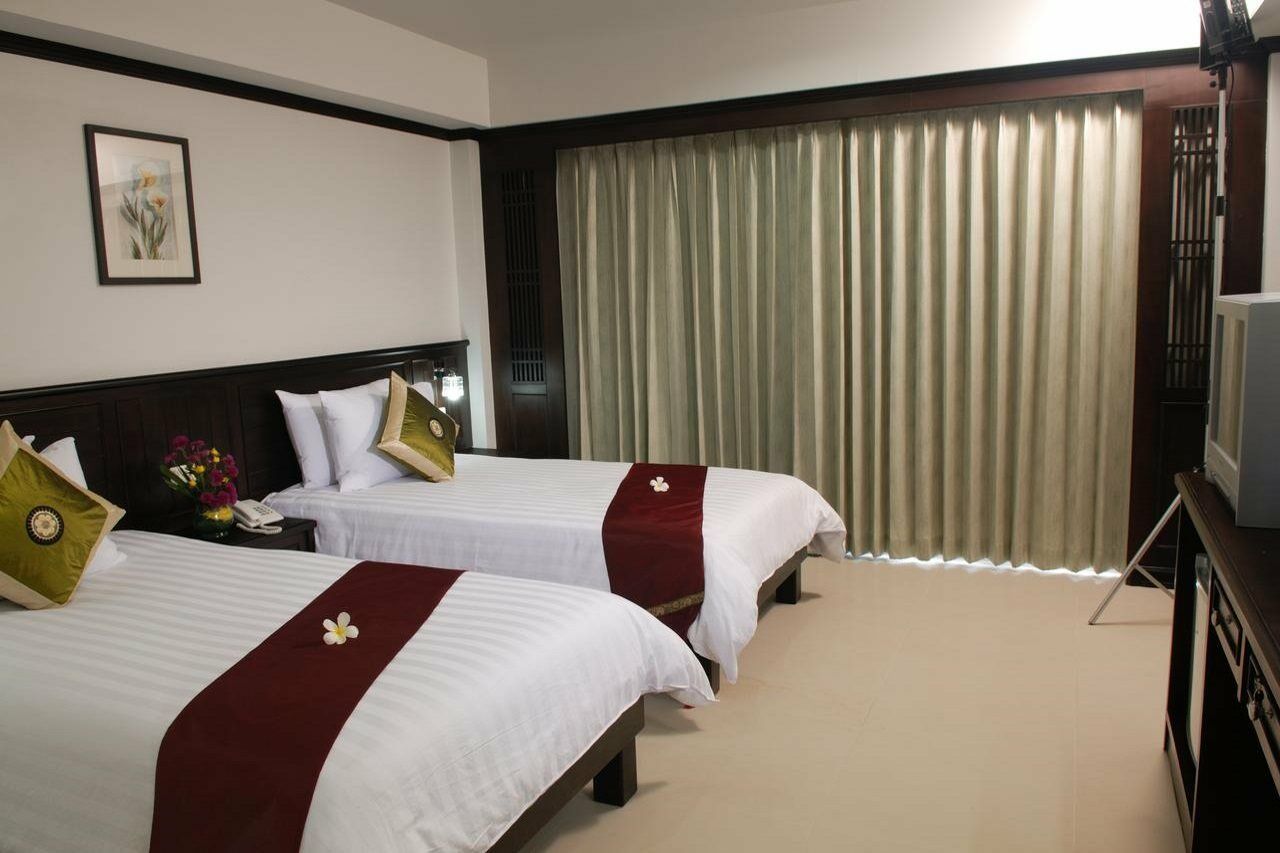 First Residence Hotel Чавенг Экстерьер фото